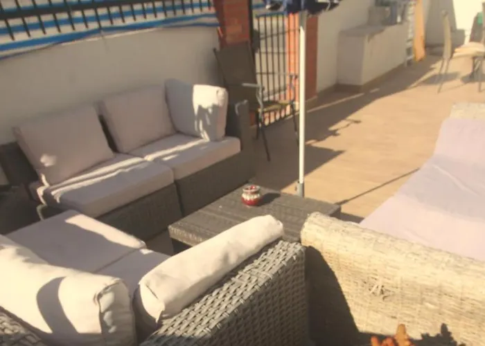 בית אירוח Little Peaceful Retreat With Bath, Heating, Terrace, Free Wifi Fridge Easy Parking מארבלה
